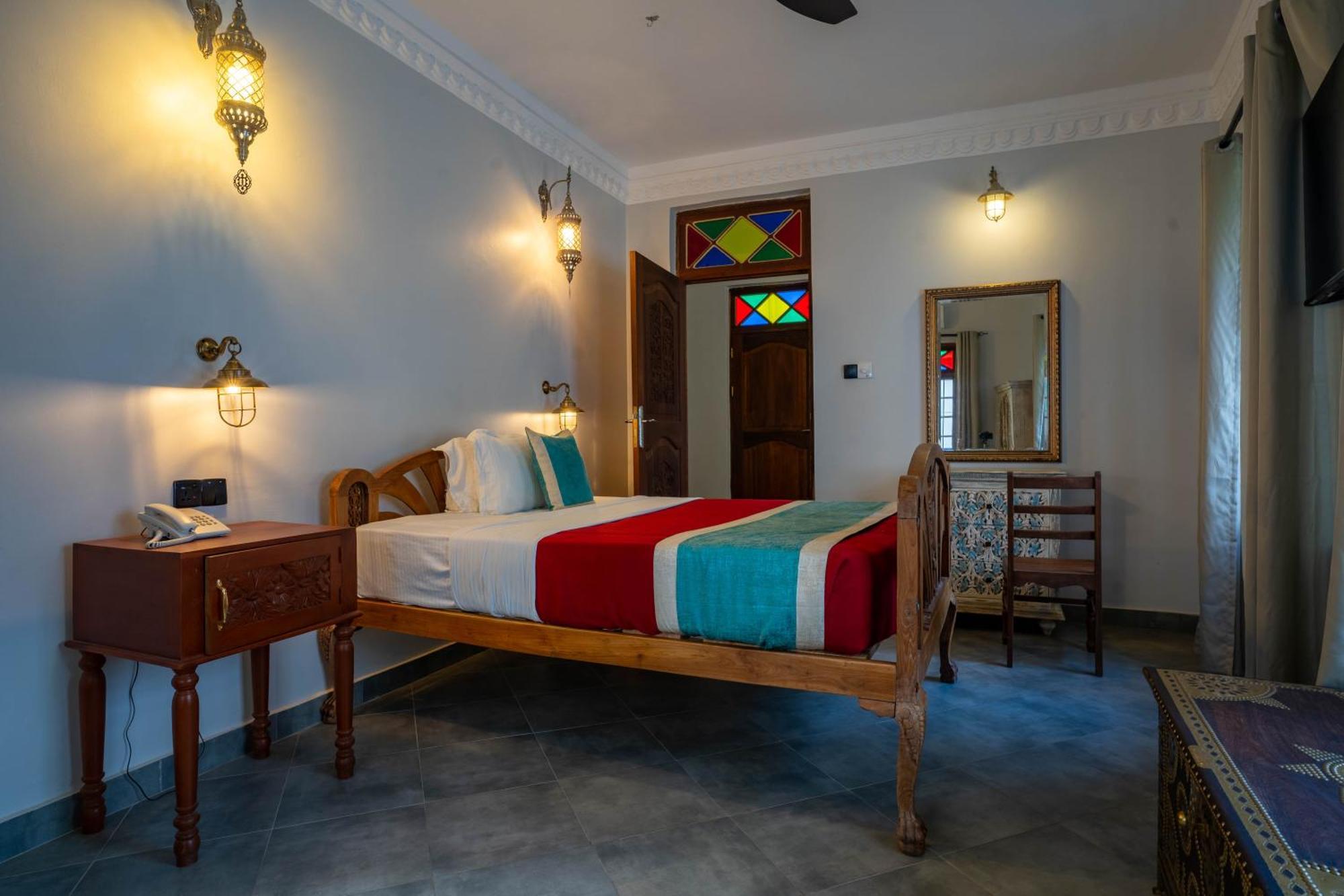 Hotel Mizingani Seafront 4*